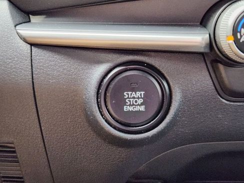 Used 2023 MAZDA MAZDA3 s image 21