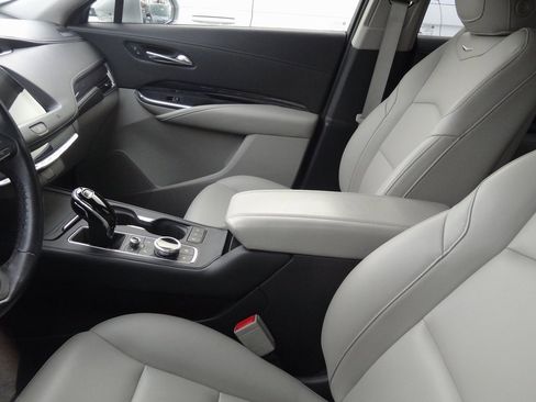 Used 2021 Cadillac XT4 Luxury image 7