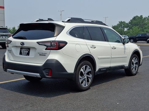 Used 2020 Subaru Outback Touring AWD/4WD image 7