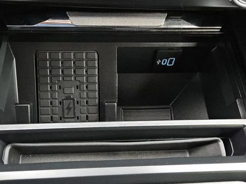 Used 2024 Ford F250 Lariat w/ FX4 Off-Road Package image 19