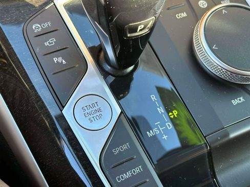 Used 2023 BMW 440i xDrive Convertible w/ Premium Package image 25