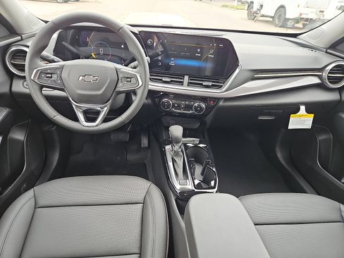New 2026 Chevrolet Trax ACTIV w/ Driver Confidence Package FWD image 12