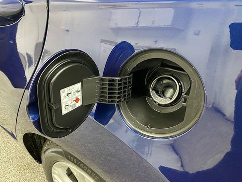 Used 2016 Ford Fiesta SE image 27