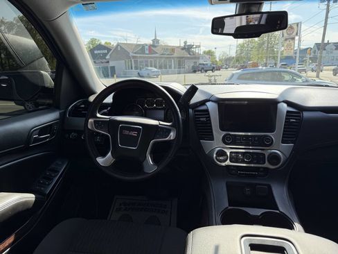 Used 2015 GMC Yukon XL SLE w/ Convenience Package AWD/4WD image 12