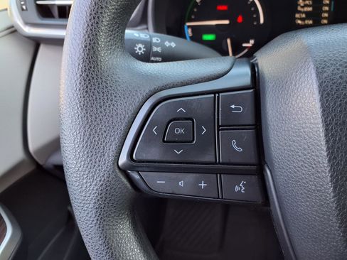 Used 2023 Toyota Sienna LE AWD/4WD image 13