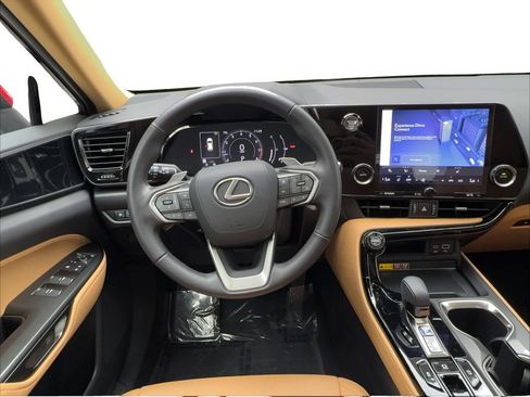 Used 2025 Lexus NX 250 FWD w/ Cold Area Package image 38