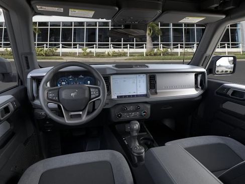 New 2026 Ford Bronco 2-Door AWD/4WD image 9