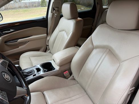 Used 2012 Cadillac SRX Premium image 20