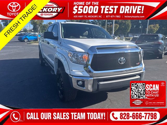 Used 2015 Toyota Tundra SR5 w/ SR5 Upgrade Package AWD/4WD image 1