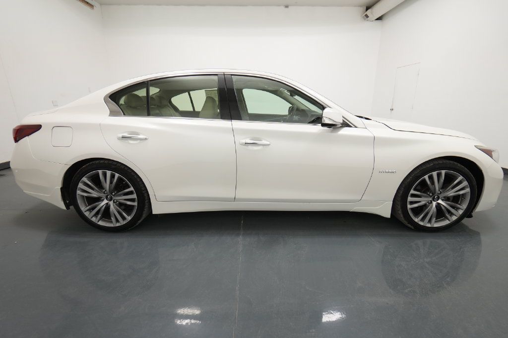 Used 2018 INFINITI Q50 Luxe w/ All Weather Package (L93) AWD/4WD image 10