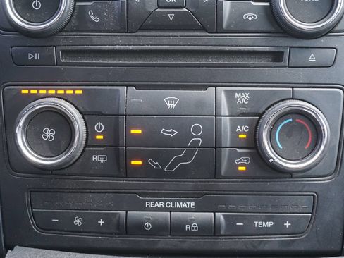 Used 2019 Ford Explorer 4WD Police Interceptor image 10