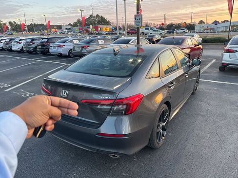 Used 2024 Honda Civic Sport image 19
