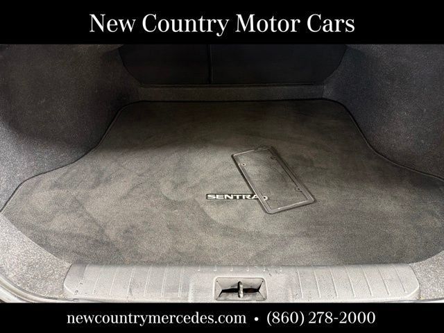 Used 2021 Nissan Sentra SR w/ SR Premium Package FWD image 17