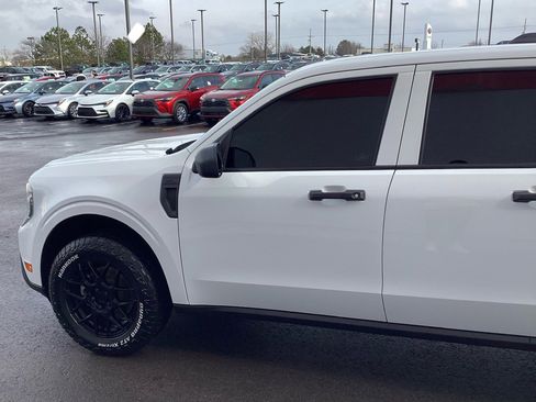 Used 2025 Ford Maverick XL w/ Equipment Group 102A image 5