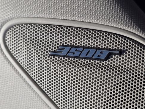 New 2025 Honda Pilot Touring image 11