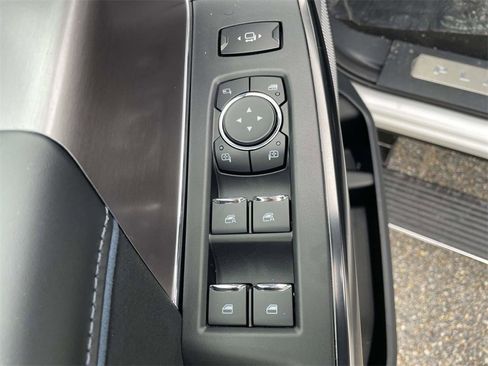 New 2026 Ford F250 Platinum image 15