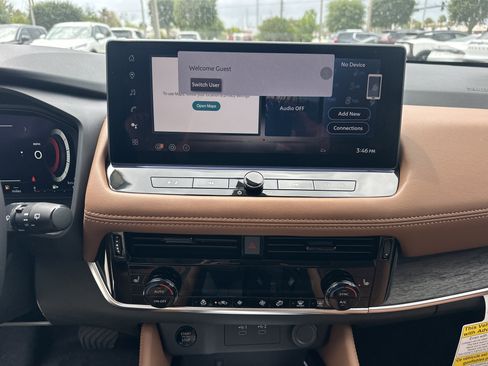 New 2026 Nissan Rogue Platinum AWD/4WD image 19
