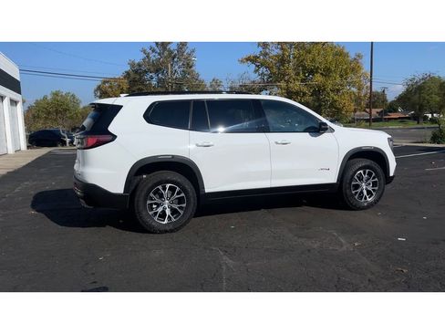 New 2026 GMC Acadia AT4 w/ Luxury Package image 3