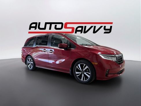Used 2023 Honda Odyssey Touring image 3