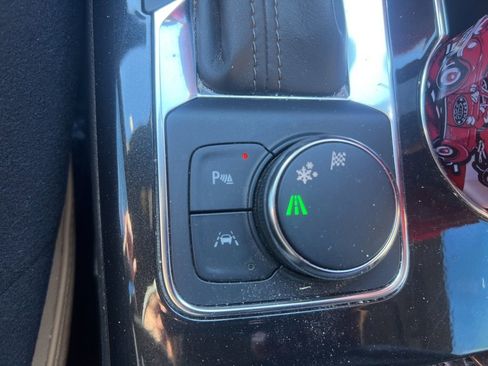 Used 2023 Chevrolet Blazer Premier w/ Driver Confidence II Package image 29