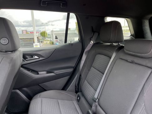 Used 2025 Chevrolet Equinox LT image 39