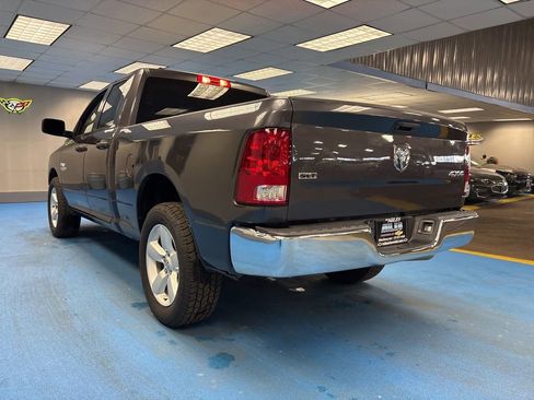 Used 2024 RAM 1500 Classic SLT image 9