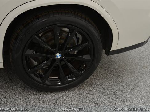 Used 2021 BMW X4 xDrive30i w/ M Sport Package AWD/4WD image 45