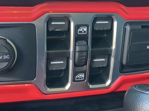 Used 2023 Jeep Gladiator Sport AWD/4WD image 54