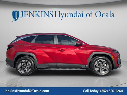New 2026 Hyundai Tucson SEL FWD image 2