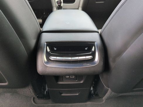 Certified 2020 Cadillac XT6 Premium Luxury AWD/4WD image 22