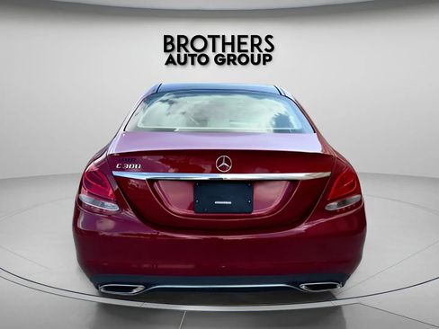 Used 2016 Mercedes-Benz C 300 Sedan w/ Surround View Package image 9