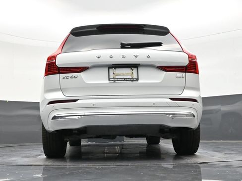 Used 2023 Volvo XC60 T8 Plus AWD/4WD image 23