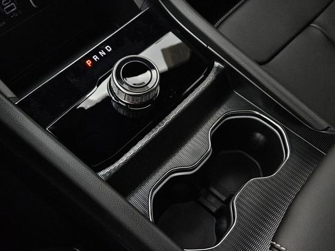 New 2026 Jeep Grand Cherokee Limited RWD image 23