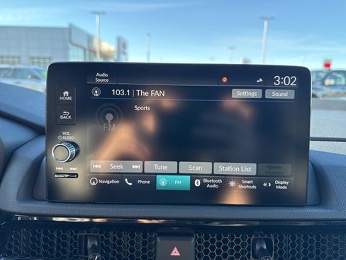 Used 2024 Honda CR-V Sport Touring image 31