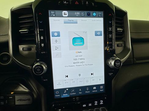 Used 2022 RAM 3500 Laramie w/ Night Edition image 38