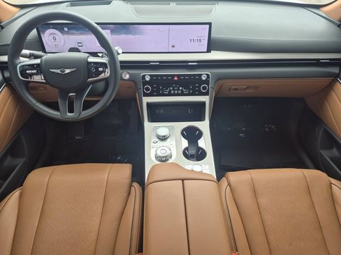Used 2025 Genesis GV80 3.5T Advanced AWD/4WD image 14