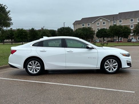 Used 2025 Chevrolet Malibu LT FWD image 5