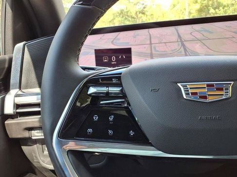 New 2026 Cadillac Escalade ESV Sport w/ Touring Package AWD/4WD image 21