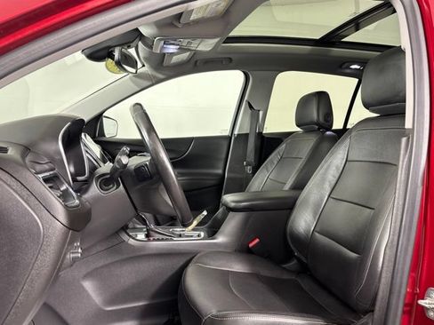 Used 2020 Chevrolet Equinox Premier AWD/4WD image 23