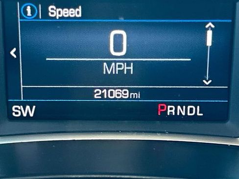 Used 2024 Chevrolet Equinox LS w/ LS Convenience Package FWD image 30