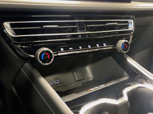 New 2026 Chevrolet Traverse LT w/ Sun and Wheel Package image 26