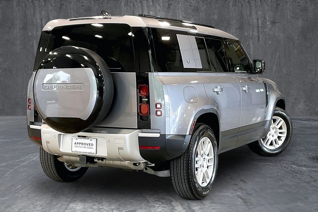 Used 2024 Land Rover Defender 110 S AWD/4WD image 7