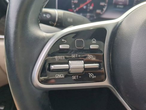 Used 2020 Mercedes-Benz E 350 Sedan image 13