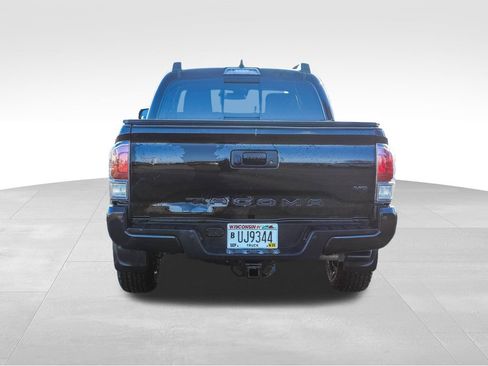 Used 2023 Toyota Tacoma TRD Off-Road w/ TRD Premium Off Road Package image 4