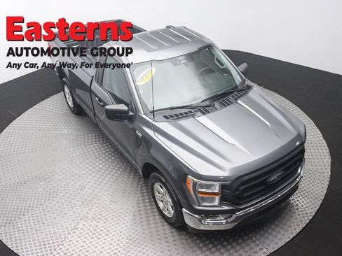 Used 2022 Ford F150 XL w/ Equipment Group 101A High RWD image 3