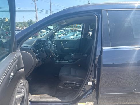 Used 2016 Chevrolet Traverse LT image 10