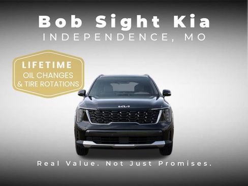 New 2026 Kia Sorento S w/ S Panoramic Sunroof Package FWD image 2
