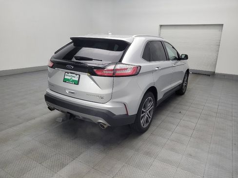 Used 2019 Ford Edge Titanium w/ Cold Weather Package image 9