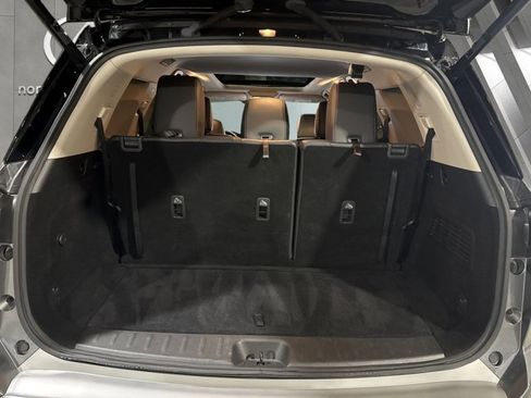 Used 2022 Nissan Pathfinder SL w/ SL Premium Package image 21