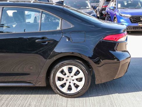 Used 2023 Toyota Corolla LE FWD image 8